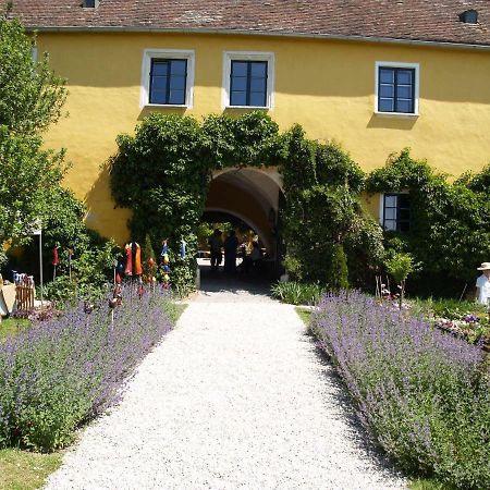 Marienschloessl Bed & Breakfast Wiedendorf Bagian luar foto